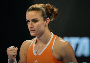 Σβιάτεκ – Σάκκαρη 1-2: Θρίαμβος για τη Μαρία, απέκλεισε τη Σβιάτεκ και προκρίθηκε στους «4» της Ντόχας!