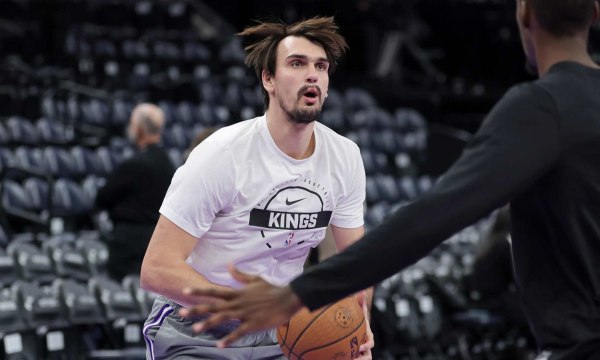 Σκέφτεται επιστροφή στην Ευρώπη ο Σάριτς και ο Παναθηναϊκός παρακολουθεί