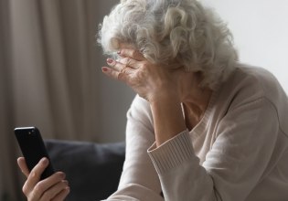 Αμπελόκηποι: Δύο συλλήψεις για απόπειρα απάτης – Το κόλπο των δραστών με τα παράλληλα τηλεφωνήματα σε κινητό και σταθερό