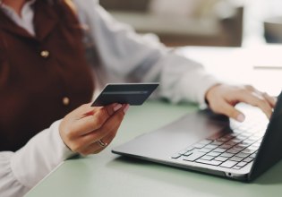 Χειμερινές εκπτώσεις για λίγες μέρες ακόμη – Το τελευταίο 10ήμερο ξεκίνησε