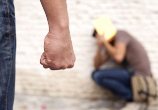 Κρήτη: Συνελήφθη 13χρονος που ξυλοκόπησε συμμαθητή του