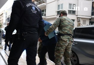 Η ώρα της απολογίας για τον σμήναρχο – Έφτασε στο Αεροδικείο