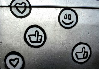 Στην τελική ευθεία η ελληνική απαγόρευση των social media για ανηλίκους – Οι πρωτοβουλίες που έχουν αναληφθεί