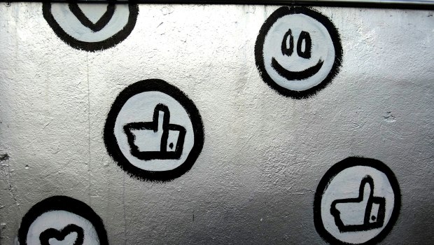 Στην τελική ευθεία η ελληνική απαγόρευση των social media για ανηλίκους – Οι πρωτοβουλίες που έχουν αναληφθεί