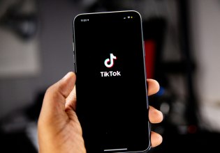Το TikTok επιστρέφει στην Αλβανία μετά την απαγόρευση που επέβαλε η κυβέρνηση πριν ένα χρόνο
