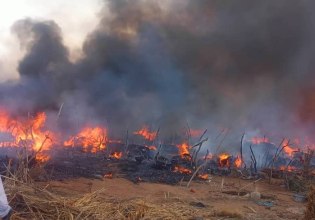 Σουδάν: Παιδί 3 ετών νεκρό και 13 τραυματίες σε πυρκαγιά που σάρωσε καταυλισμό εκτοπισμένων