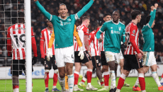 Σάντερλαντ – Λίβερπουλ 0-1: Τρίποντο με «υπογραφή» Φαν Ντάικ