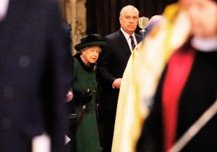 Συγκάλυψη και τριγμοί: «Συνεργός του Άντριου η Βασίλισσα Ελισάβετ. Τα ήξερε όλα»