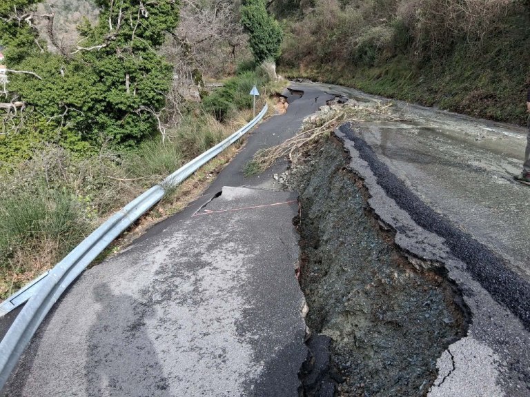 Κακοκαιρία: Εκκενώθηκαν δύο οικισμοί στον Ταΰγετο – Η Περιφέρεια Πελοποννήσου ζητά να κηρυχθεί σε κατάσταση έκτακτης ανάγκης