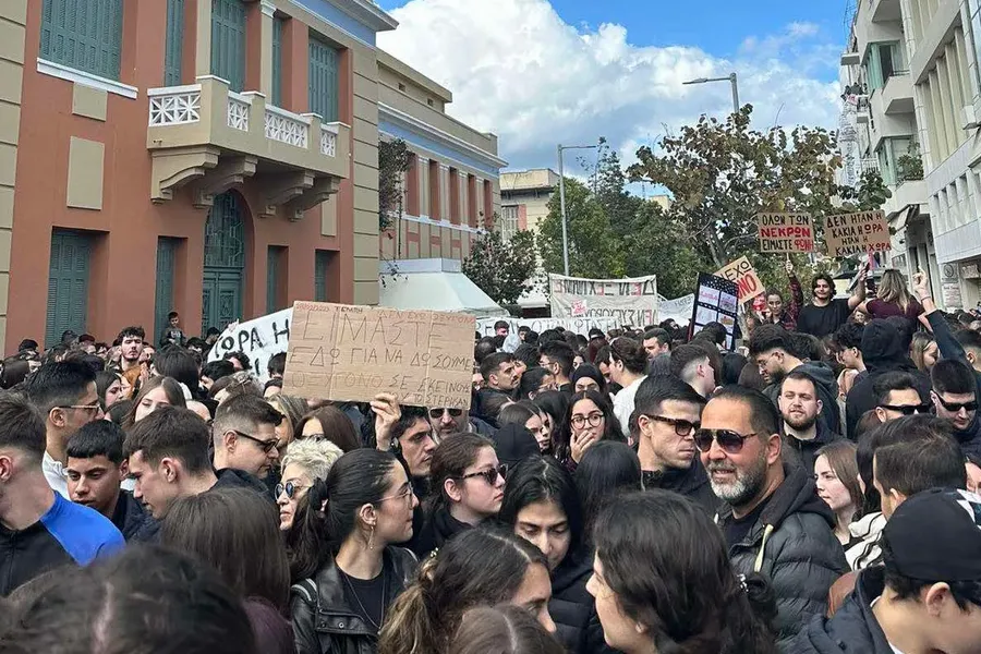 Η Κρήτη βγαίνει στους δρόμους για τη δικαίωση των 57 θυμάτων στα Τέμπη