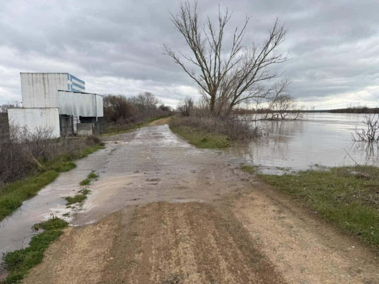 Έβρος: Κρίσιμες οι επόμενες ώρες για το Σουφλί – Υπερχείλιση αναχώματος στο Τυχερό