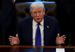 Ο Τραμπ απειλεί με «άσχημα πράγματα» το Ιράν αν δεν κλειστεί συμφωνία