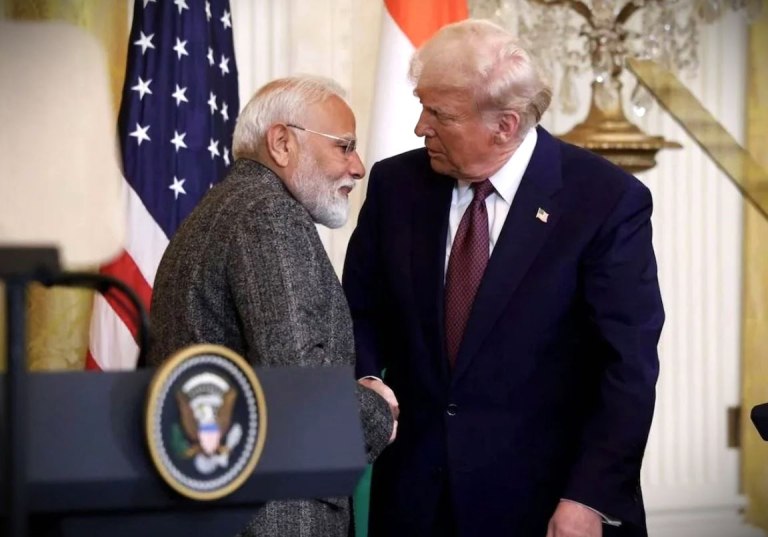 Εμπορική συμφωνία ΗΠΑ-Ινδίας: Από τον ενθουσιασμό του Τραμπ στην ινδική πραγματικότητα