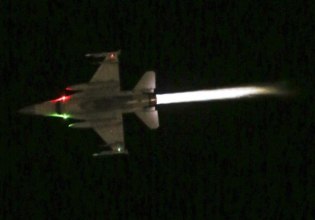 Τουρκία: Μαχητικό αεροσκάφος F-16 συνετρίβη στο Μπαλίκεσιρ – Νεκρός ο πιλότος