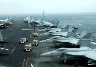 Αυξάνουν την πίεση στο Ιράν οι ΗΠΑ – Πράξη επιθετικότητας οποιοδήποτε πλήγμα, λέει η Τεχεράνη