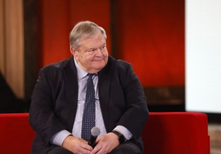 Ευάγγελος Βενιζέλος: Πρέπει η χώρα να καταστεί έστω τυπικά διακυβερνήσιμη πριν το Σύνταγμα καταστεί αναθεωρήσιμο