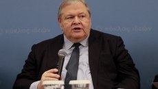 Ευάγγελος Βενιζέλος: Διπλό «χτύπημα» στην κυβέρνηση – «Σήκωσε το γάντι» και απάντησε στον Μαρινάκη