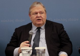 Ευάγγελος Βενιζέλος: Διπλό «χτύπημα» στην κυβέρνηση – «Σήκωσε το γάντι» και απάντησε στον Μαρινάκη