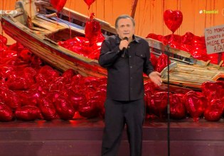 Το «Αλ Τσαντίρι Νιούζ» είναι ξανά εδώ! Με χορό και… Ferto ο Λάκης Λαζόπουλος μάς καλωσόρισε στην πρώτη εκπομπή του 2026!