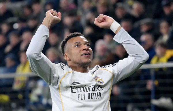 Ο Εμπαπέ ισοφάρισε ρεκόρ των Μέσι, Ρονάλντο