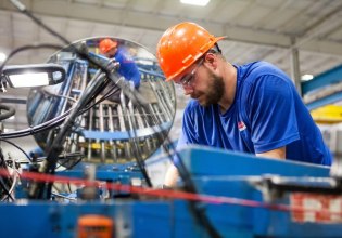 ΕΡΓΑΝΗ ΙΙ: Έρχεται τη Δευτέρα το νέο πληροφοριακό σύστημα – Τι προσφέρει σε επιχειρήσεις και εργαζομένους