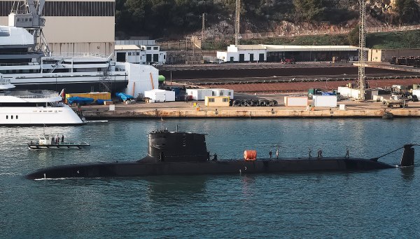 Η Ισπανία «ρίχνει» στη Μεσόγειο το υπερσύγχρονο υποβρύχιο Isaac Peral