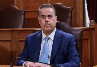 Παπασταύρου: Το 2027 η πρώτη γεώτρηση στο Ιόνιο – Τι απαντά στη κριτική του Σαμαρά