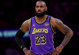 Ο ΛεΜπρον Τζέιμς στο σταυροδρόμι της καριέρας του