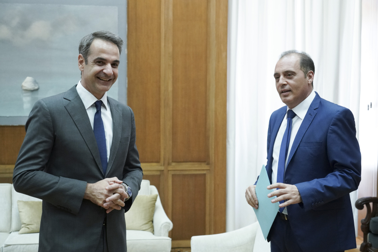 Τσουκαλάς: Καθαρή και συμβατή η επιλογή συμμάχων της ΝΔ – Με πρώτο βιολί Γεωργιάδη-Πλεύρη, τι να σε πειράξει ο Βελόπουλος