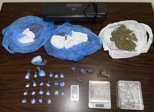 Είχε μετατρέψει το διαμέρισμά του σε κέντρο διακίνησης ναρκωτικών – Συνελήφθη 34χρονος στον Άγιο Παντελεήμονα