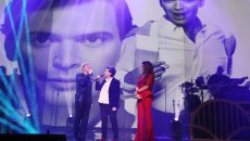 Γιώργος Μαρίνος: Έλενα Παπαρίζου, Τάκης Ζαχαράτος, Ηρώ τίμησαν τον αγαπημένο καλλιτέχνη