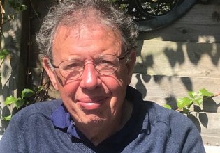 Έφυγε από τη ζωή ο Ολλανδός εθελοντής της Λέσβου που δικάστηκε για την ανθρωπιά του