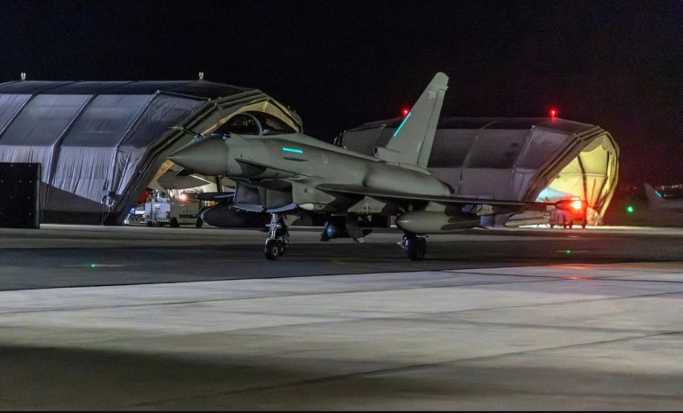 Κύπρος: «Απειλή ασφάλειας» στη βρετανική βάση στο Ακρωτήρι – Αναφορές για «πτώση αεροσκάφους» και «έκρηξη»