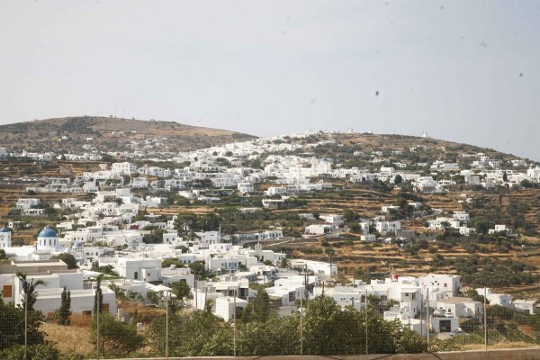 «Μας παίζουν και μας κοροϊδεύουν»: Σφοδρές αντιδράσεις στη Σίφνο που μένει χωρίς παιδίατρο