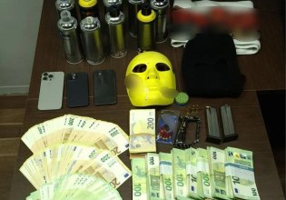 Πέντε συλλήψεις για οπαδικό επεισόδιο στον Άγιο Δημήτριο τον περασμένο Δεκέμβριο – Βρέθηκαν σφαίρες και 300.000 ευρώ