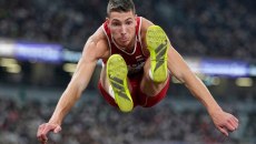 Μποζιντάρ Σαραμπογιούκοφ: Ο 21χρονος Βούλγαρος που διεκδικεί μετάλλιο στο μήκος από τον Τεντόγλου (vids)