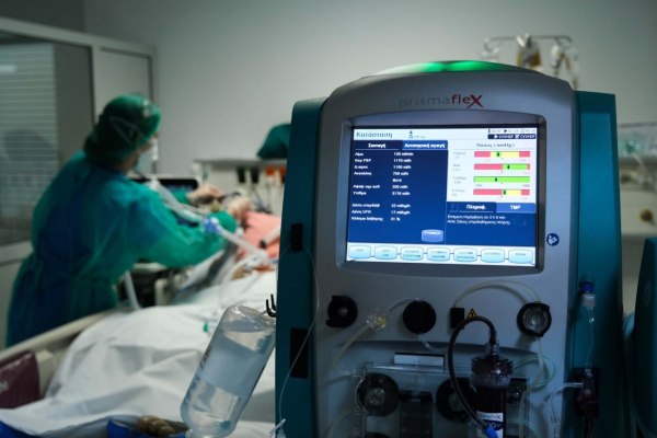 Βέροια: Στον ανακριτή ο δράστης που ξυλοκόπησε άγρια την 24χρονη  – Κρίσιμη η κατάσταση της υγείας της