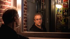 Μίλτος Πασχαλίδης: Η συγγραφή, η πατρότητα και τα δάκρυα του Ανδρέα Μικρούτσικου για τον αδερφό του