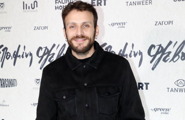 Γιώργος Μπένος: Πώς αντέδρασε ο πατέρας του στις βίαιες σκηνές του «Maestro»