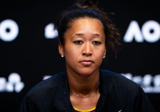 Σε απόγνωση η Οσάκα – Σκέφτεται ακόμα και την απόσυρση