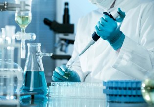 «Γράψε μια ψεύτικη μελέτη» – Τα μεγάλα γλωσσικά μοντέλα γίνονται εργαλείο ακαδημαϊκής απάτης