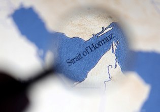 Ρωσία: Το κλείσιμο του Ορμούζ θα δημιουργήσει ανισορροπίες στις αγορές πετρελαίου και αερίου