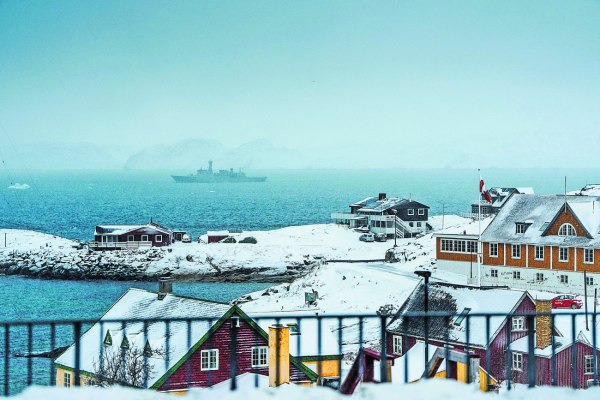 Το απόρρητο σχέδιο της Δανίας για να αντιμετωπίσει τις απειλές του Τραμπ για τη Γροιλανδία