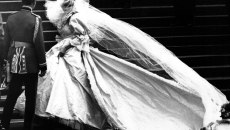 Ελισάβετ, Νταϊάνα, Κέιτ, Λετίθια και τα διαμαντένια πέπλα: Ποια φόρεσε το πιο ακριβό βασιλικό νυφικό όλων;