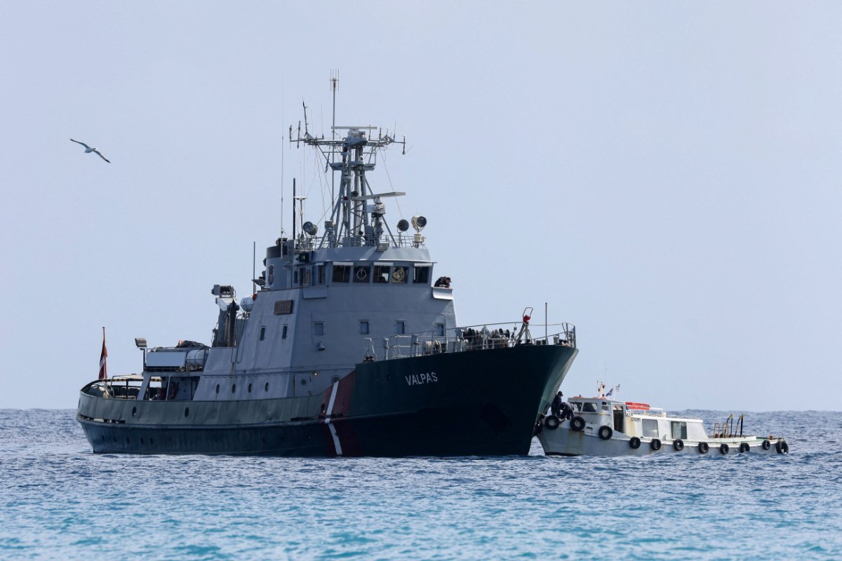 Σκάφος της Frontex βούλιαξε στο Καστελόριζο – Τουλάχιστον 4 τραυματίες, θα γίνει αεροδιακομιδή στην Αθήνα