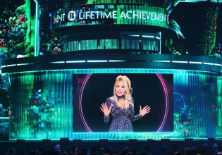 Ντόλι Πάρτον: Μιλά για την υγεία της και το πένθος