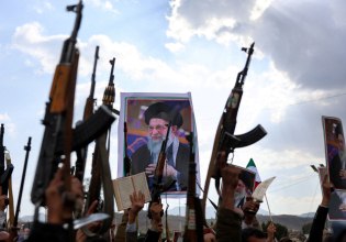 Ανοίγουν μέτωπο στην Ερυθρά Θάλασσα οι Χούθι – «Είμαστε πλήρως έτοιμοι στρατιωτικά»