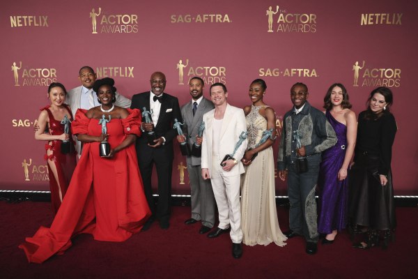 SAG Awards 2026: Η κυριαρχία του Sinners, η επέλαση της Τζέσι Μπάκλεϊ, η αποθέωση της Κάθριν Ο’ Χάρα και η συγκίνηση του Χάρισον Φορντ
