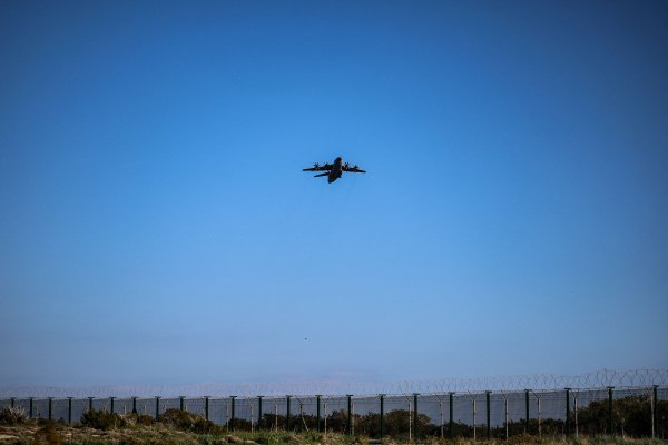 Κύπρος: Στο τραπέζι της Κομισιόν η ενεργοποίηση της ρήτρας αμοιβαίας συνδρομής