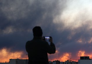 Μέση Ανατολή: Σε τροχιά δοκιμασίας η ελληνική οικονομία – Το δυσμενές σενάριο για την ανάπτυξη